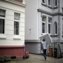 2013/a/apartmentblock_96732425.jpg