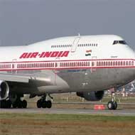 AI puts Dreamliner planes for sale, leaseback